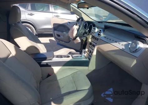 2006 Ford Mustang V6 from USA, damaged, VIN 1ZVFT80NX65118075